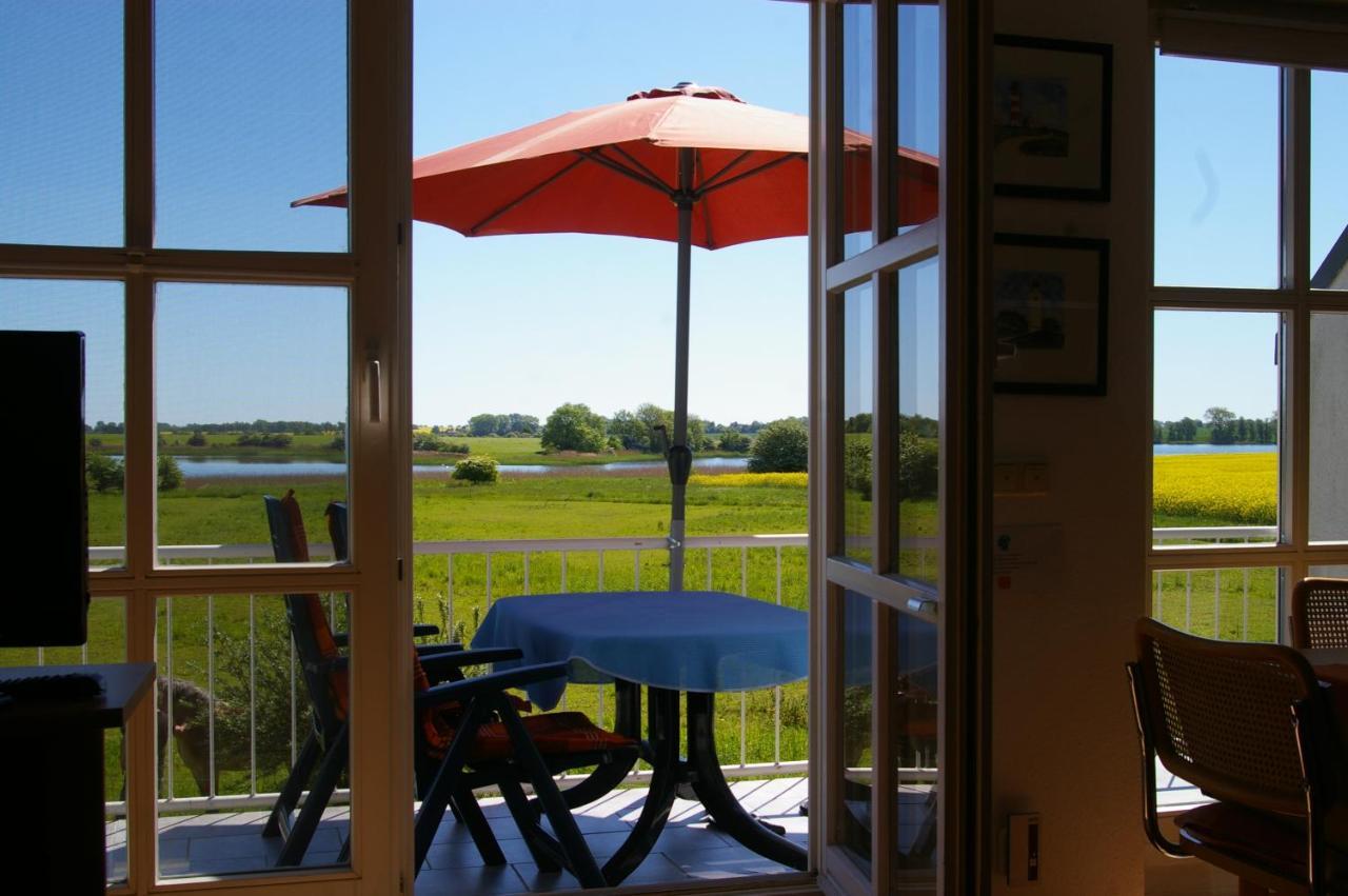Ferienwohnung Boddenblick Zudar Exterior photo